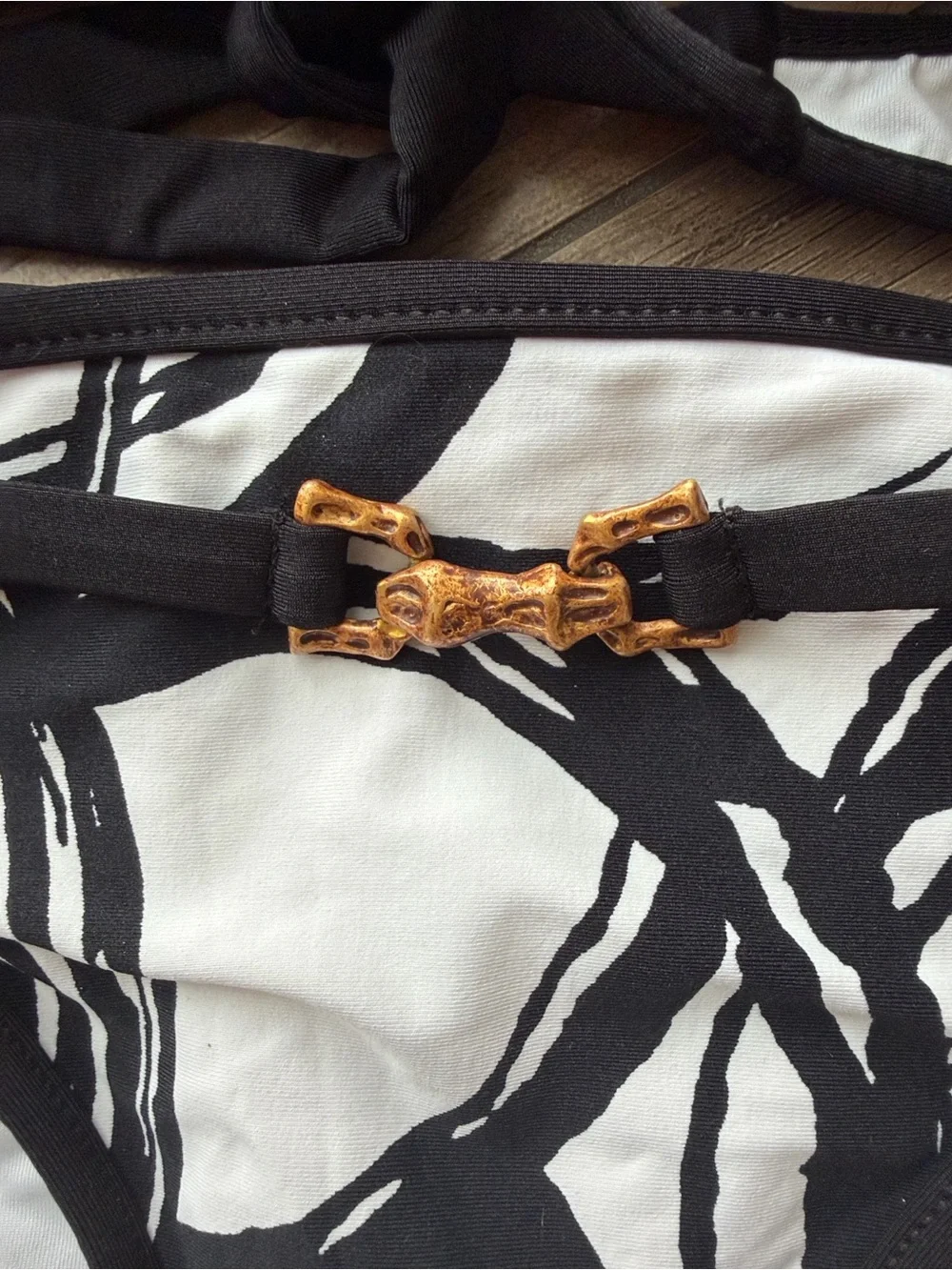 TRINA TURK Black & White Swirl Bamboo Halter Bikini Belt Gold Hardware M